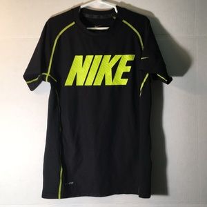 Kids Nike T-shirt small